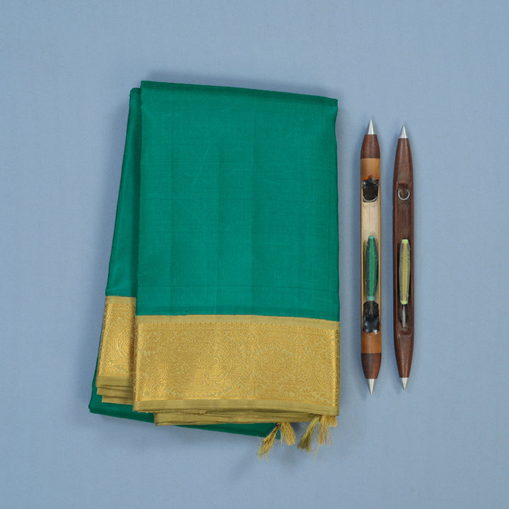 Hayagrivas Handloom Emerald Green Kanjivaram Silk Saree with Pista Green Border KBE1960L3-2