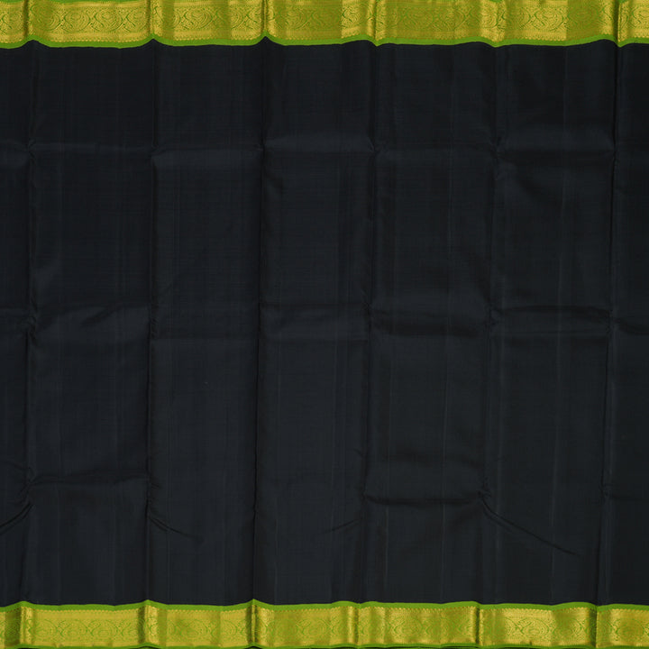 Hayagrivas Handloom Black Kanjivaram Silk Saree with Parrot Green Border KBE2022L2-4