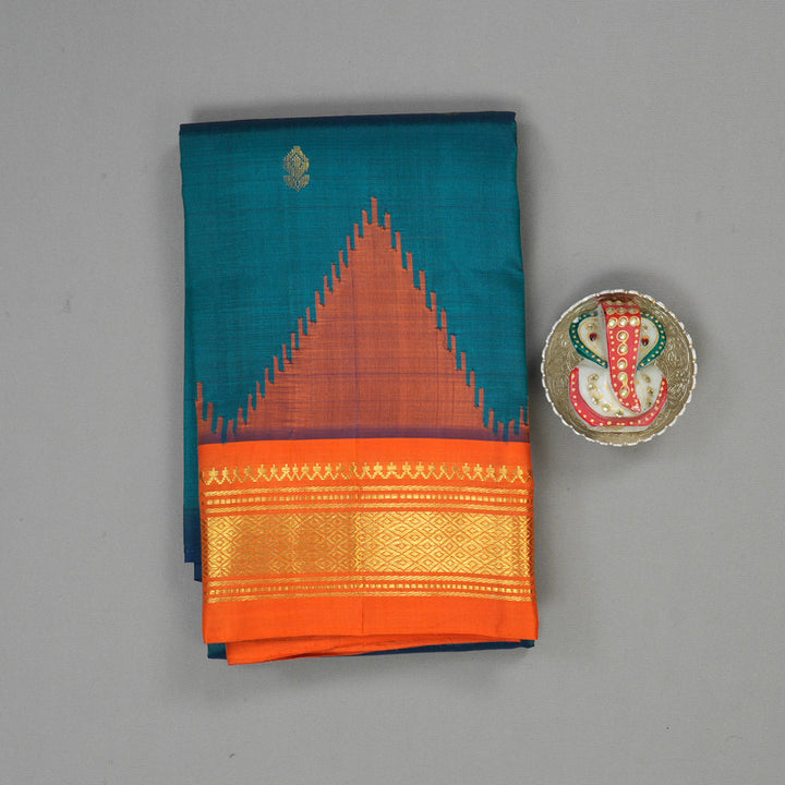 Hayagrivas Peacock Green One-sided Border Kanjivaram Silk Saree KBE2038A6-3