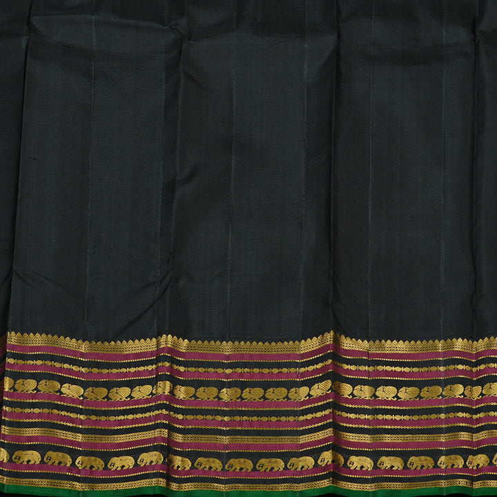 Hayagrivas Handloom Kanjivaram Silk Saree in Magnificent Peach Pink KBE20D10-2