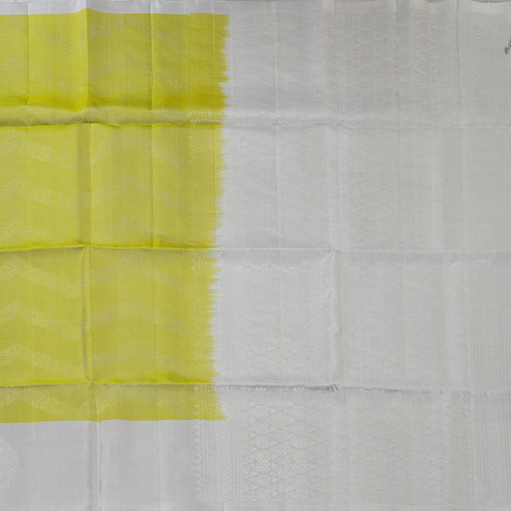 Hayagrivas Parrot Green Handloom Soft Silk Saree KBE2140A19-2