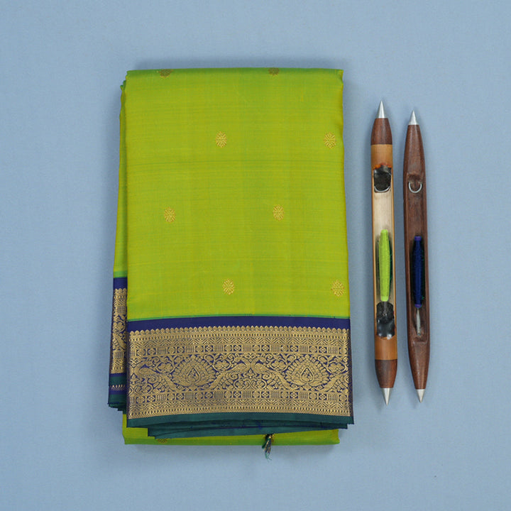 Hayagrivas Handloom Fluorescent Green Kanjivaram Silk Saree with Navy Blue Border KBE2201A3-2