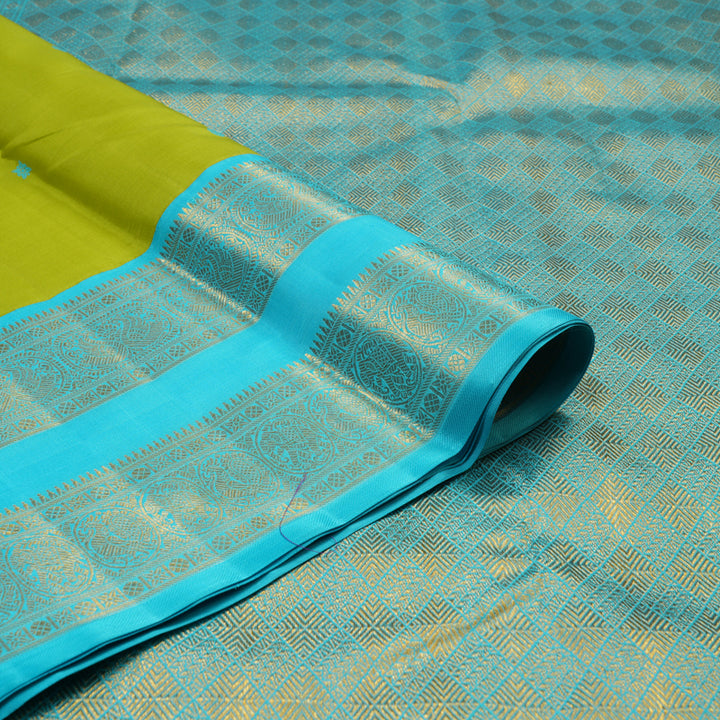 Hayagrivas Handloom Parrot Green Kanjivaram Silk Saree with Sky Blue Border KBE2251B1-2