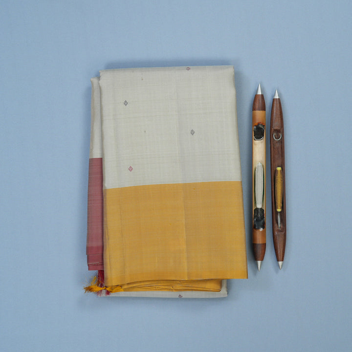 Hayagrivas Handloom Silver Grey Kanjivaram Silk Saree with Ganga Jamuna Border KBE2318B4-1