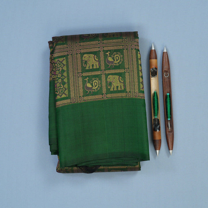 Hayagrivas Handloom Dark Green Kanjivaram Silk Saree KBE2335B15-1