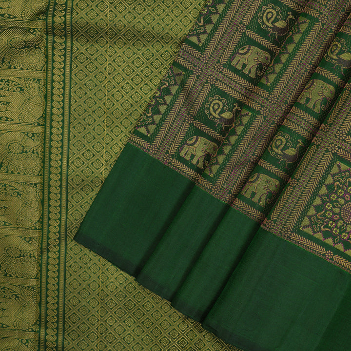Hayagrivas Handloom Dark Green Kanjivaram Silk Saree KBE2335B15-1