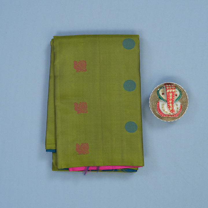 Hayagrivas Handloom Olive Green Kanjivaram Silk Saree KBE2345B1-3