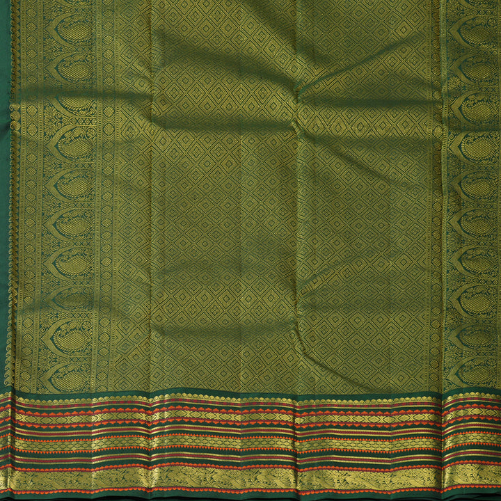 Hayagrivas Handloom Milk-White Kanjivaram Silk Saree with Ganga Jamuna Border KBE2446C14-1
