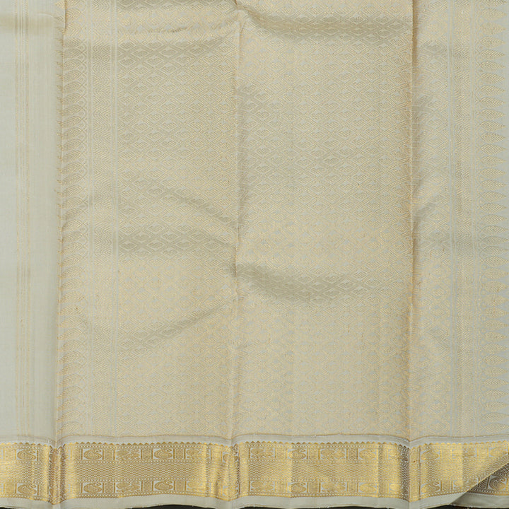 Hayagrivas Handloom Mayilkazhuthu Kanjivaram Silk Saree with Beige Border KBE2450C3-1