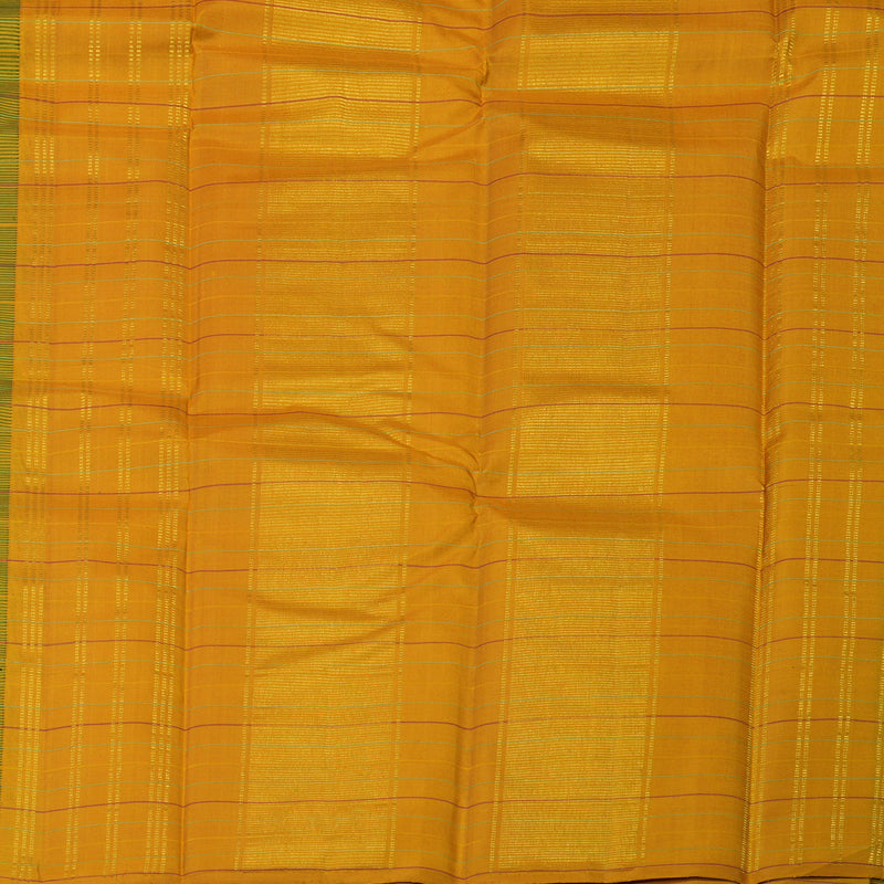 Hayagrivas Handloom Mayilkazhuthu Kanjivaram Silk Saree KBE2460C1-2