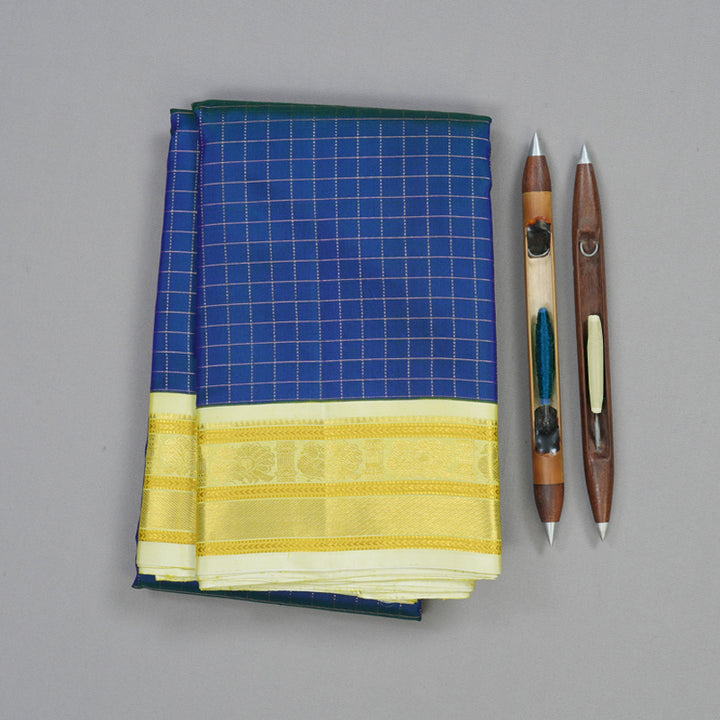 Hayagrivas Handloom Mayilkazhuthu Kanjivaram Silk Saree with Pista Green Border KBE2466C2-1