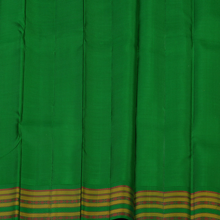 Hayagrivas Handloom Pista Green Kanjivaram Silk Saree with Dark Green Border KBE2417C1-3