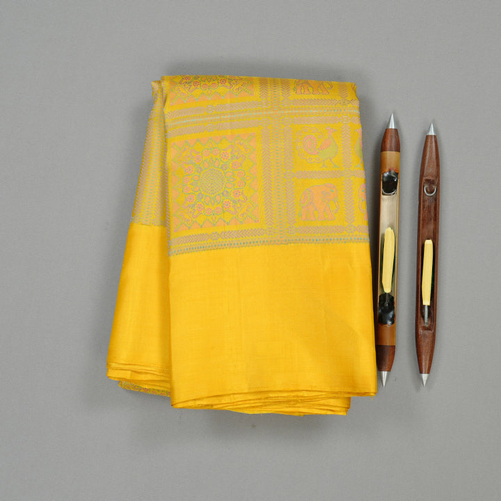 Hayagrivas Yellow Handloom Kanjivaram Silk Saree KBE25D6-2
