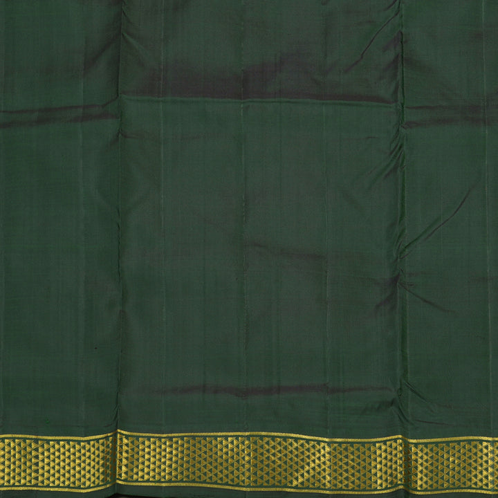 Hayagrivas Orangish Pink Handloom Kanjivaram Ten Yards Silk Saree with Bottle Green Border KBE309E4-2