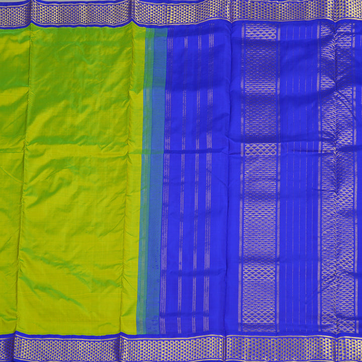 Hayagrivas Handloom Pure Kanjivaram Madisar Ten Yard Silk Saree in Vivid Fluorescent Green KBE309E4-4