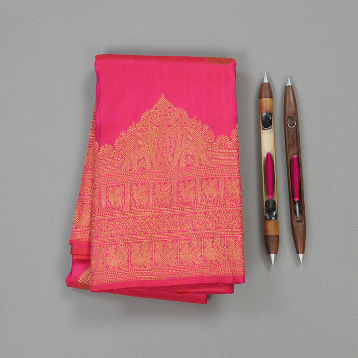 Hayagrivas Handloom Kanjivaram silk saree in attractive Orangish Pink KBE324E3-1