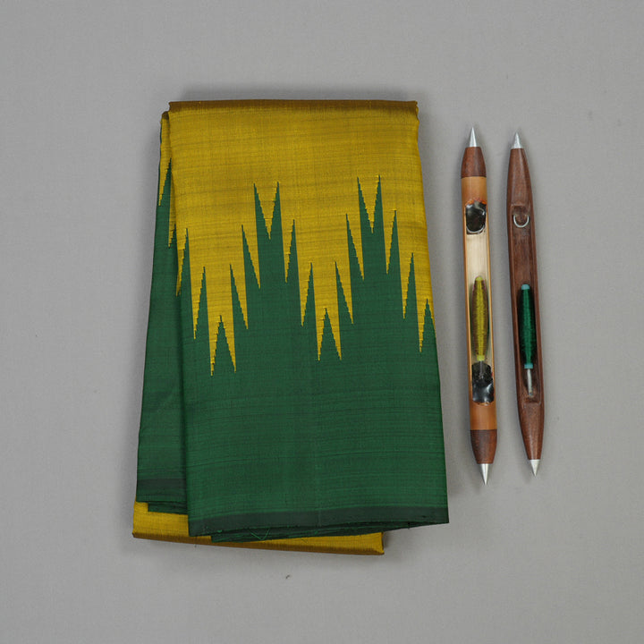 Hayagrivas Sampanga Yellow Handloom Kanjivaram Silk Saree with Bottle Green Border KBE328E2-3