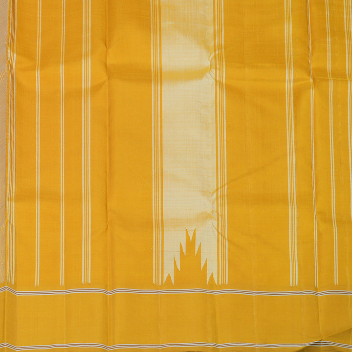 Hayagrivas White Handloom Kanjivaram Silk Saree with Ganga Jamuna (Mustard Yellow And Maroon) Border KBE328E3-5