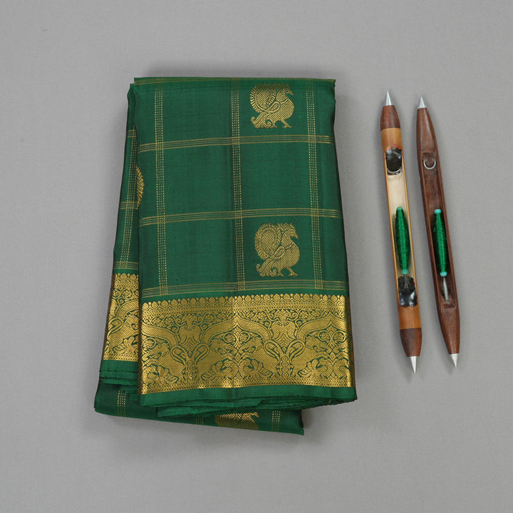 Hayagrivas Handloom Pure Kanjivaram Silk Saree in Vibrant Green KBE440E5-1
