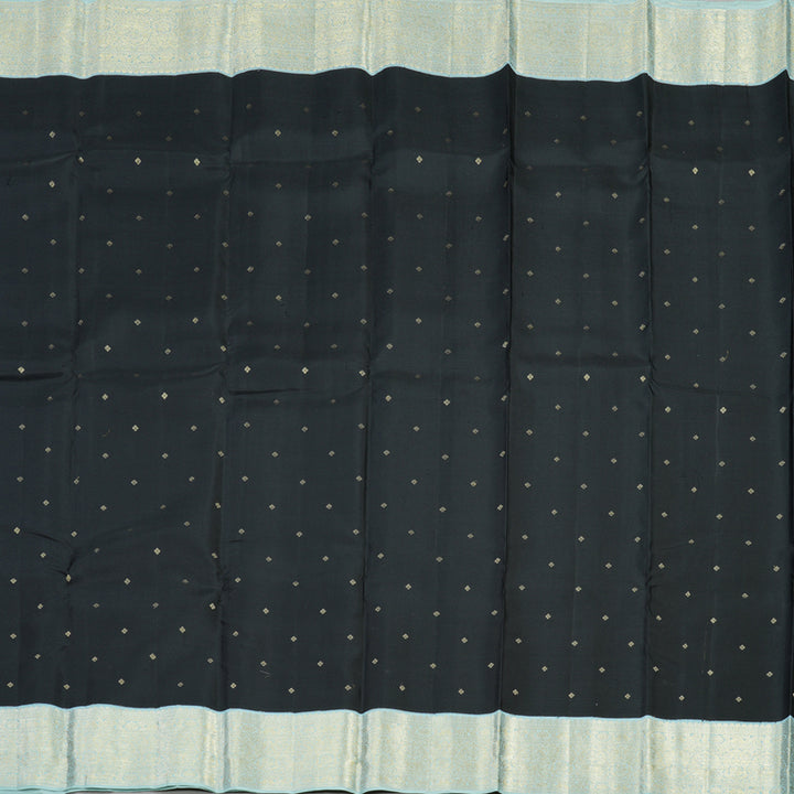 Hayagrivas Handloom Kanjivaram Silk Saree in Black with Korvai Contrast KBE468F6-3