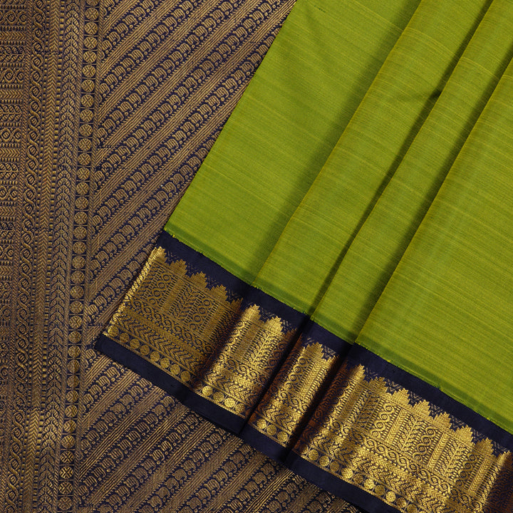 Hayagrivas Handloom Kanjivaram Silk Saree in Mesmerizing Fluorescent Green KBE46D10-1