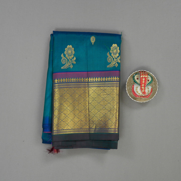 Hayagrivas Handloom Mayilkazhuthu Kanjivaram Silk Saree with Wine Purple Border KBE565F11-5