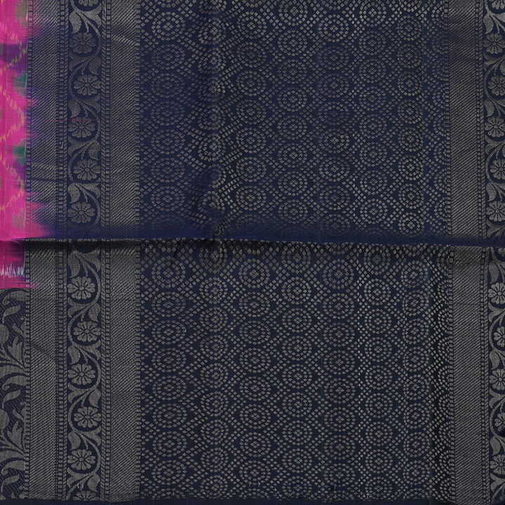 Hayagrivas Magenta Pure Ikkat Soft Silk Saree KBE674G9-1