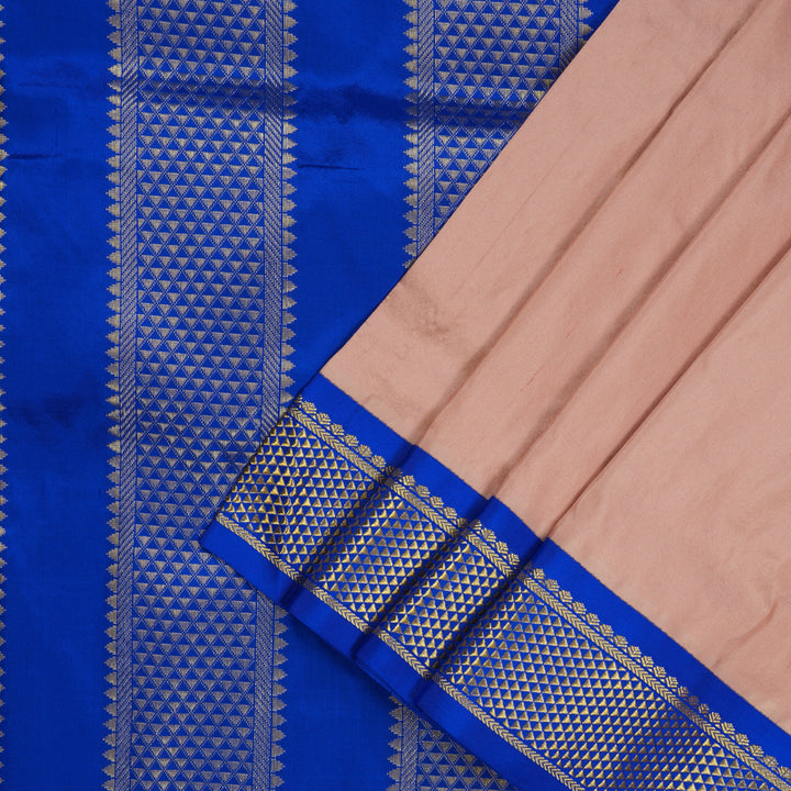 Hayagrivas Handloom Onion Pink Ten Yards Kanjivaram Silk Saree with Ganga Jamuna (Blue & Green) Border KBE68D1-36