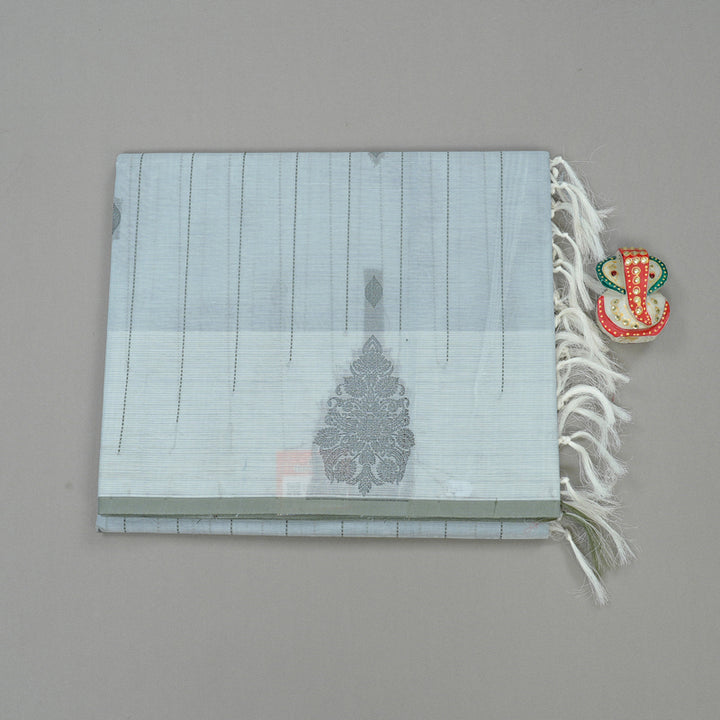 Hayagrivas Handloom Pure Cotton Saree in Whimsical Light Silver Grey KBE71D12-3