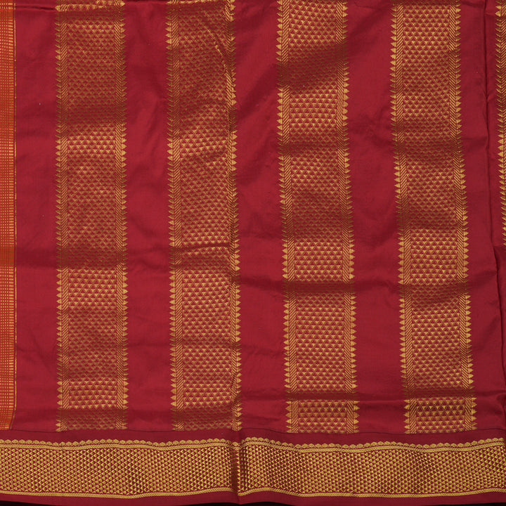 Hayagrivas Handloom Peach Ten Yards Silk Saree with Maroon Border KBE728G1-15