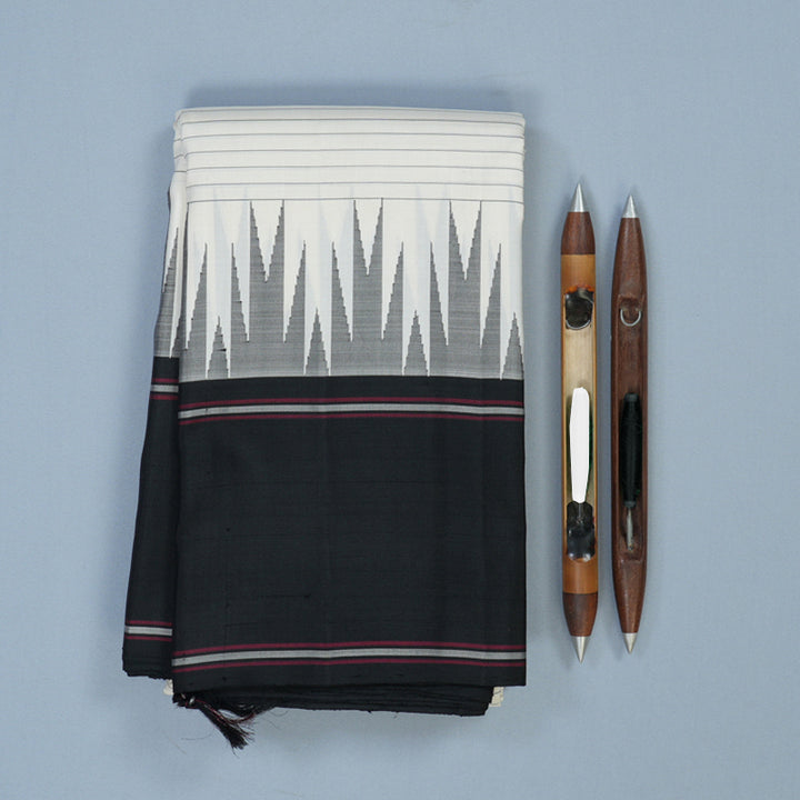 Hayagrivas Handloom Pristine-White Kanjivaram Silk Saree with Black Border KBE747G1-4