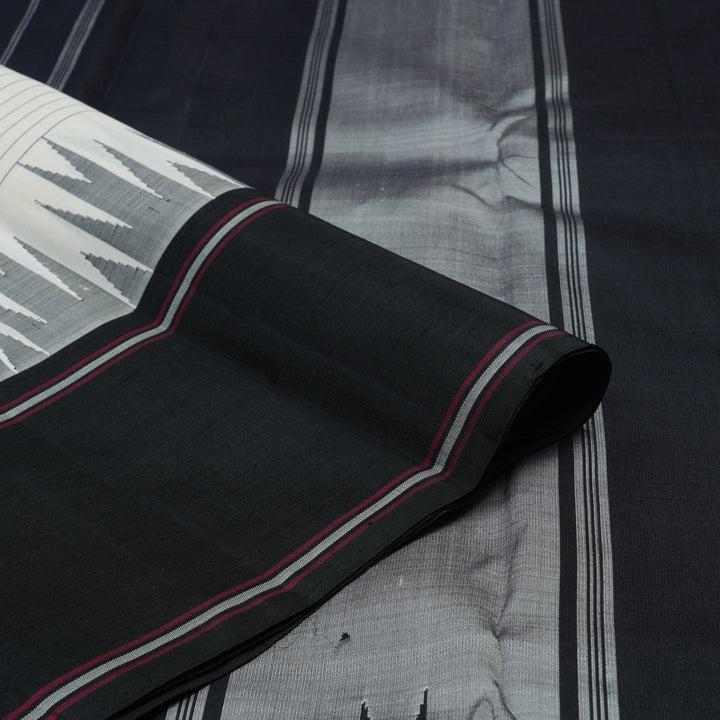 Hayagrivas Handloom Pristine-White Kanjivaram Silk Saree with Black Border KBE747G1-4