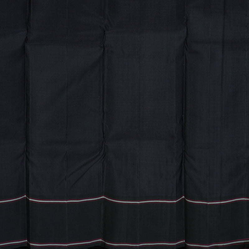 Hayagrivas Handloom Pristine-White Kanjivaram Silk Saree with Black Border KBE747G1-4