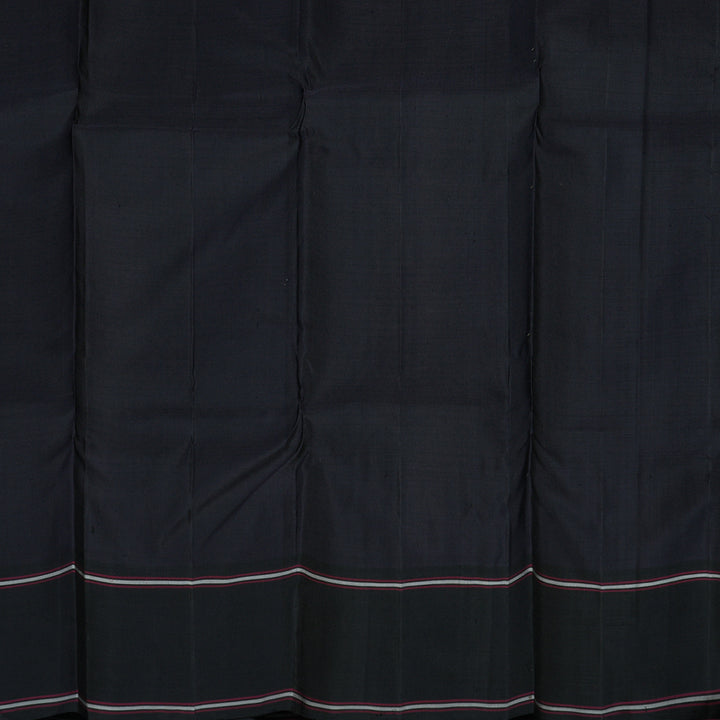 Hayagrivas Handloom Pristine-White Kanjivaram Silk Saree with Black Border KBE747G1-4