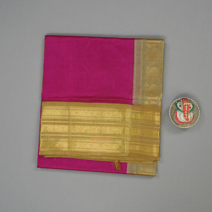 Hayagrivas Handloom Magenta Pure Silk Cotton Saree with Antique Gold Border KBE784H1-3