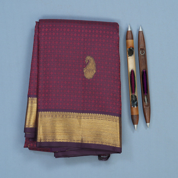 Hayagrivas Handloom Dark Purple with Thread Checks Kanjivaram Silk Saree KBE853H13-7