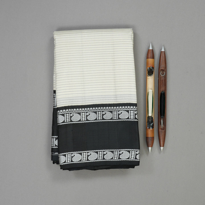 Hayagrivas Handloom Half-White Kanjivaram Silk Saree with Black Border KBE854H4-1