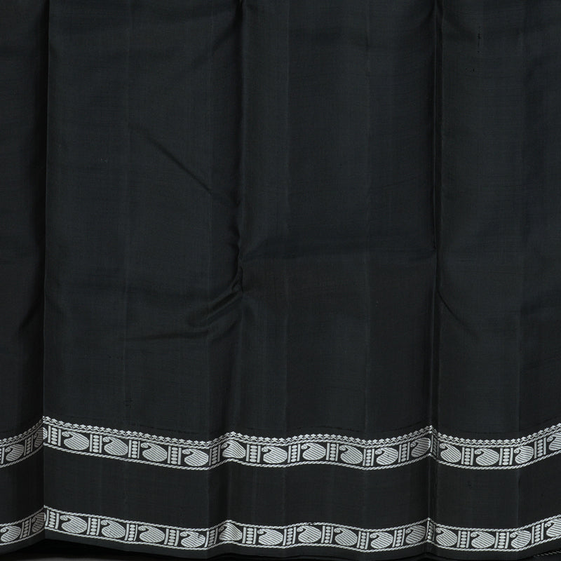 Hayagrivas Handloom Half-White Kanjivaram Silk Saree with Black Border KBE854H4-1