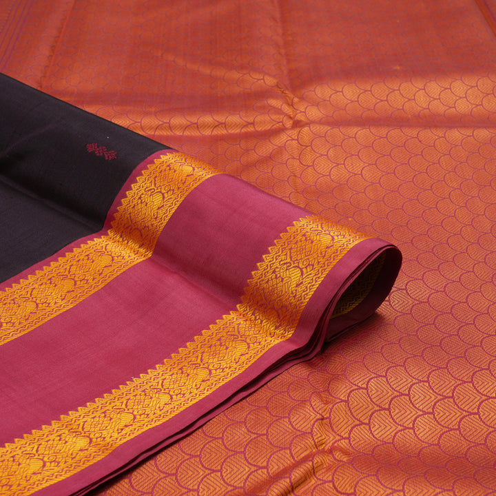 Hayagrivas Handloom Deep Jamun Shade Kanjivaram Silk Saree with Ganga Jamuna Border KBE854H5-1