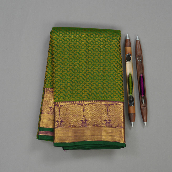 Hayagrivas Exclusive Handloom Bridal Kanjivaram Silk Saree in Lively Green KBE877H2-1
