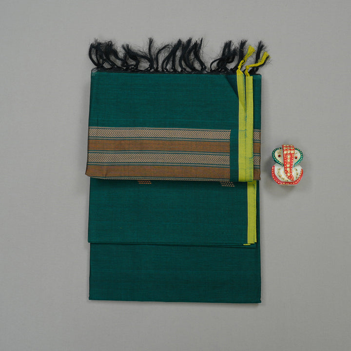 Hayagrivas Handloom Pure Cotton Saree in Impressive Peacock Green KBE97D3-2