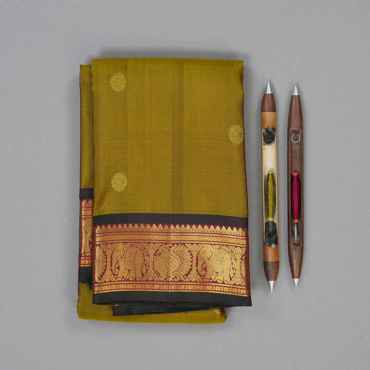 Hayagrivas Handloom Metallic Gold Kanjivaram Silk Saree with Maroon Border KBF136D5-2