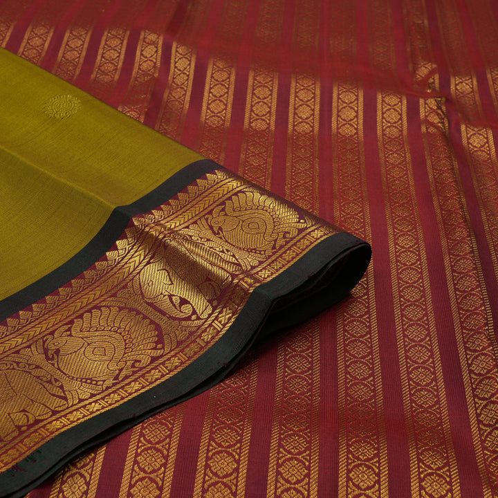 Hayagrivas Handloom Metallic Gold Kanjivaram Silk Saree with Maroon Border KBF136D5-2