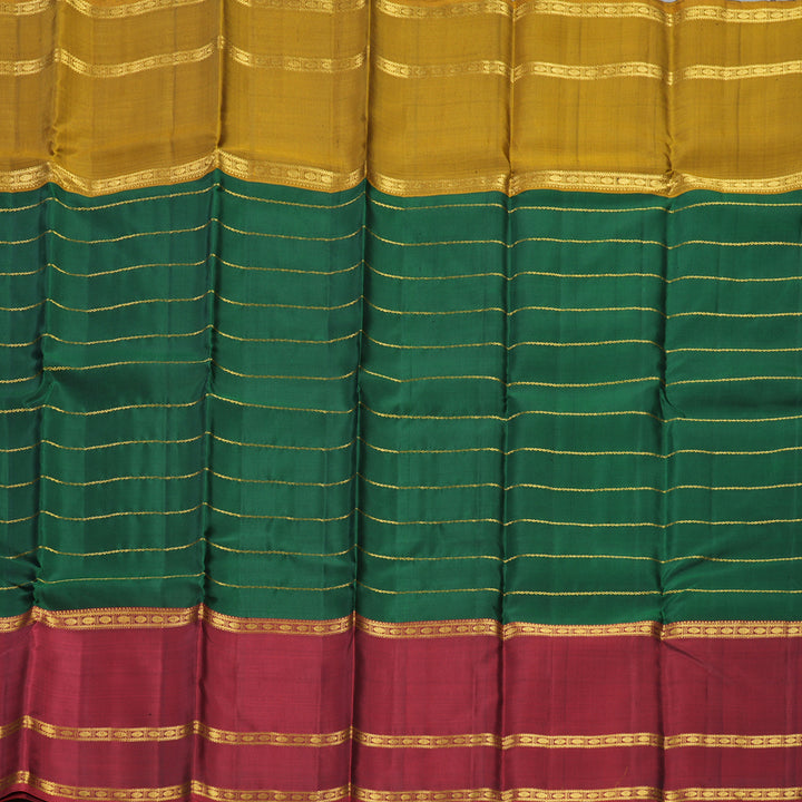 Hayagrivas Handloom Bottle Green Kanjivaram Silk Saree with Ganga Jamuna Border KBF198E10-1