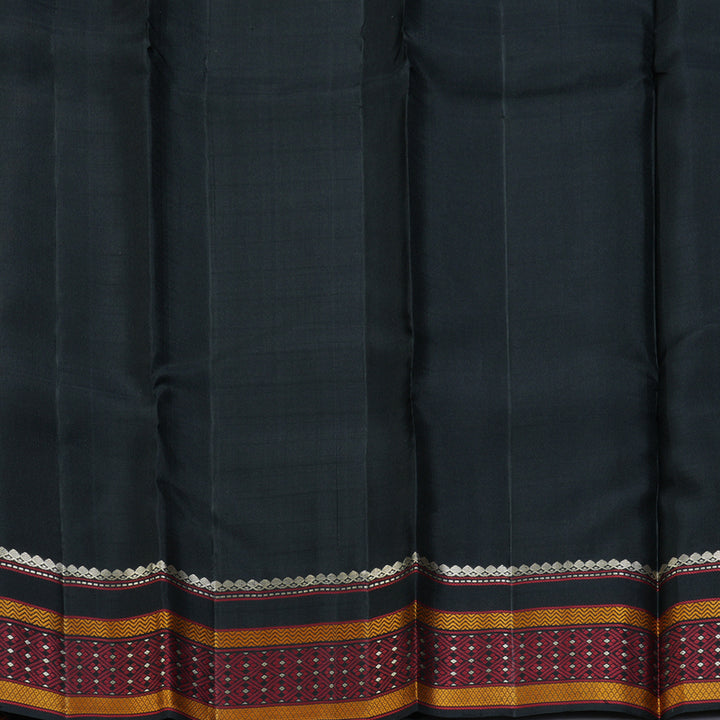 Hayagrivas Handloom Black Kanjivaram Silk Saree KBF287E3-4