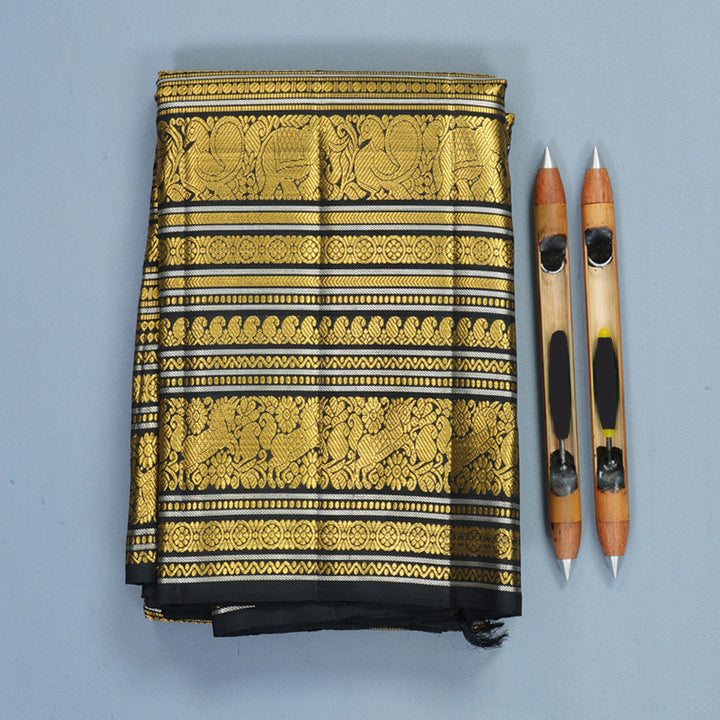 Hayagrivas Handloom Black Kanjivaram Silk Saree KBF490F1-1
