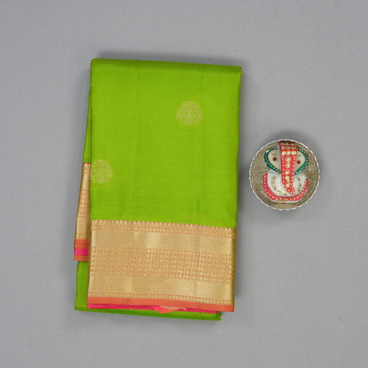 Hayagrivas Handloom Parrot Green Kanjivaram Silk Saree with Pink Border KBF50D22-4