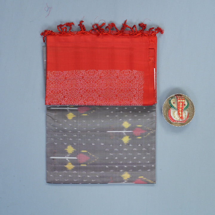 Hayagrivas Grey Handloom Ikkat Soft Silk Saree KBF535G8-6