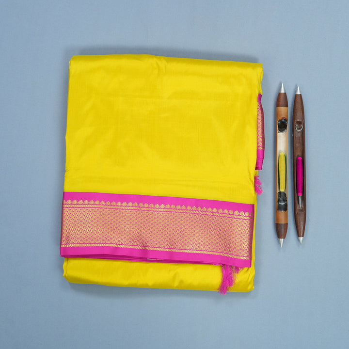 Hayagrivas Handloom Lemon Yellow Ten Yards Silk Saree KBF548G1-2