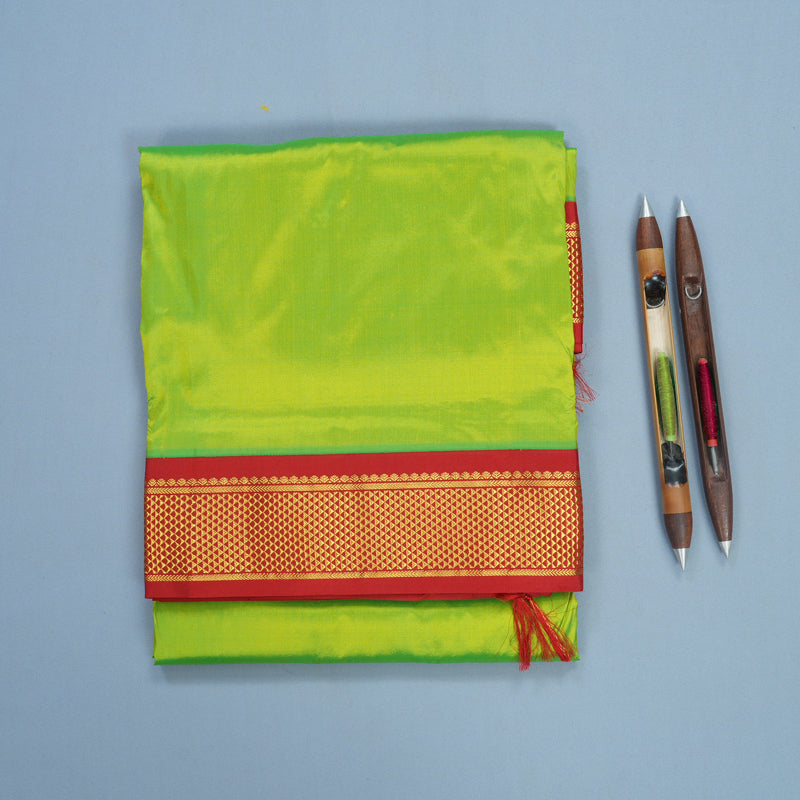 Hayagrivas Handloom Fluorescent Green Ten Yards Silk Saree KBF548G1-59
